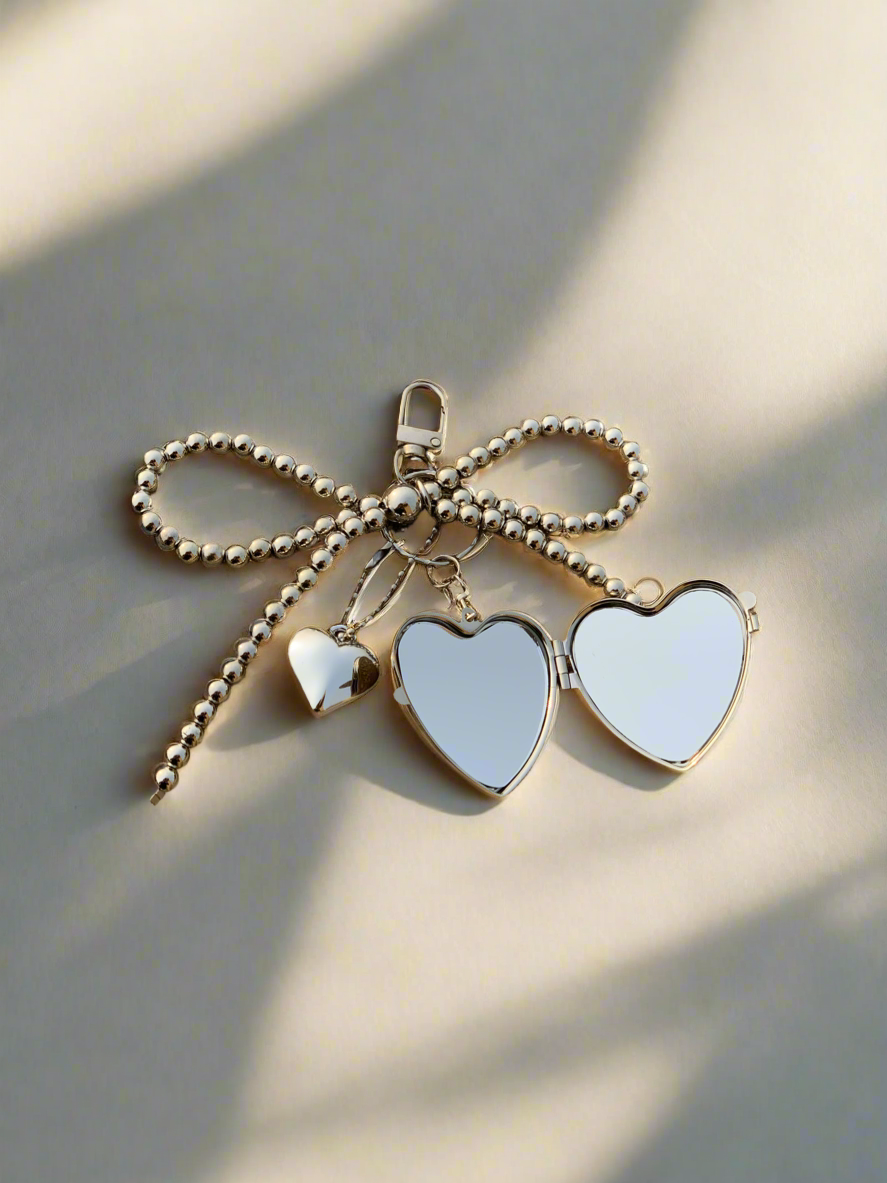 Heart Mirror - Bow Charm