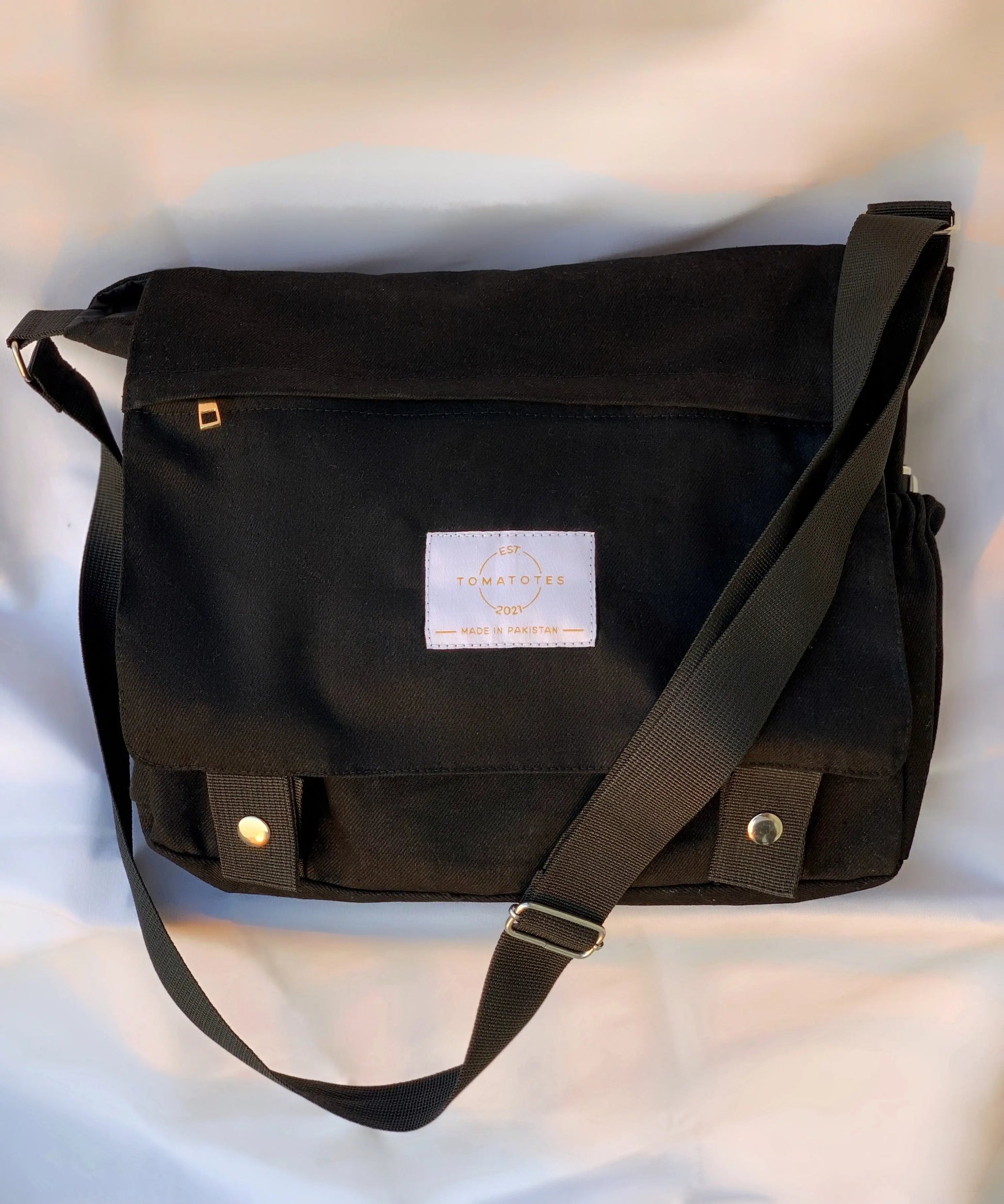 Black Crossbody Bag by Tomatotes, large in size and provides maximum utility, perfect for all work and university occasions