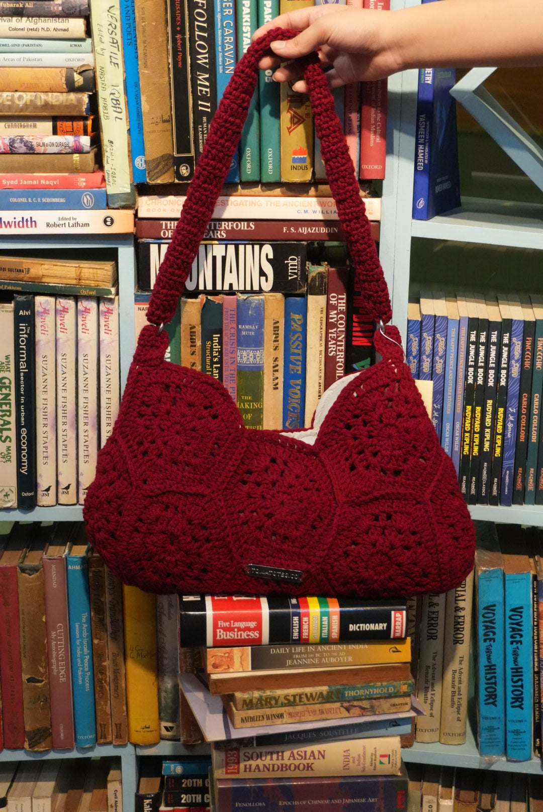 Marlow Crochet - Maroon Shoulderbag
