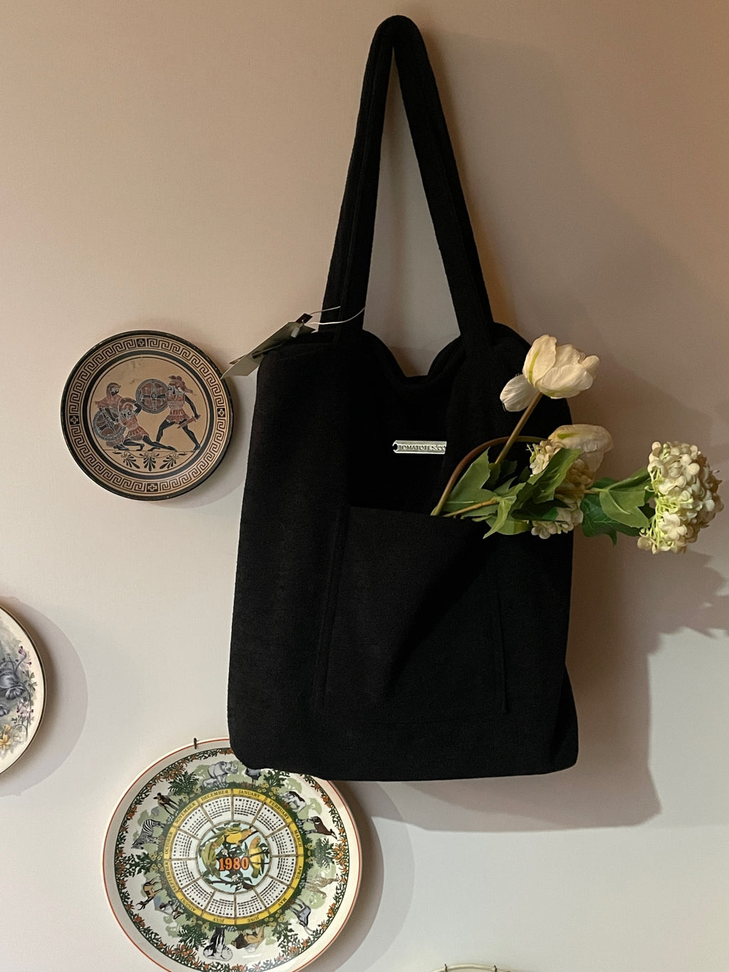 Dahlia - Black Tote